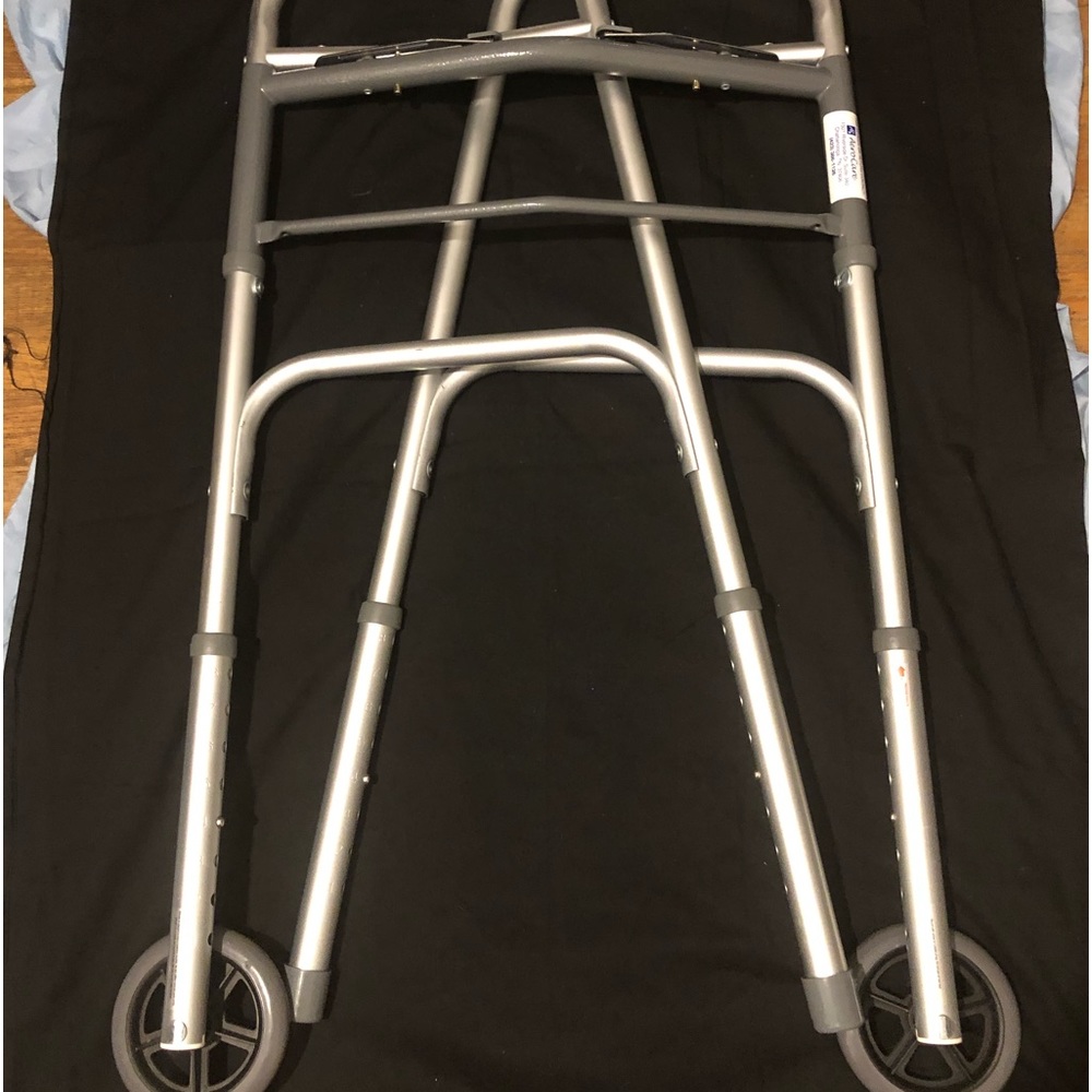 Folding walker